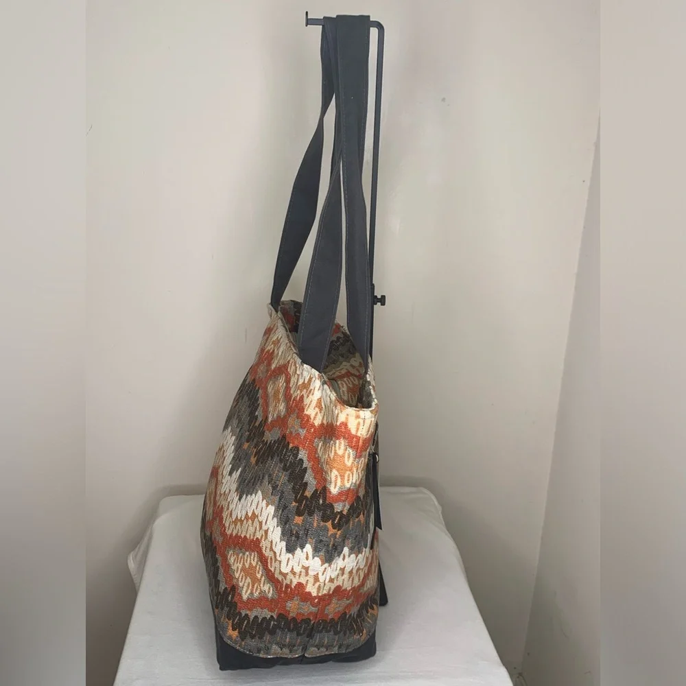 Spicer Bag Made in San Francisco Beautiful Summer Bag Perfect for the Beach! - Picture 3 of 6